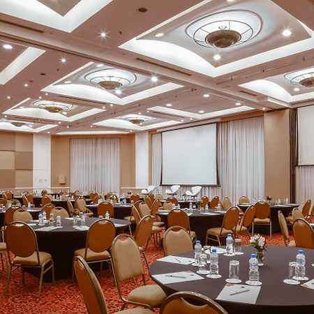 Grand Mercure Sao Paulo Ibirapuera Exterior photo Meeting room
