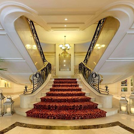 Grand Mercure Sao Paulo Ibirapuera Exterior photo The staircase at the lobby