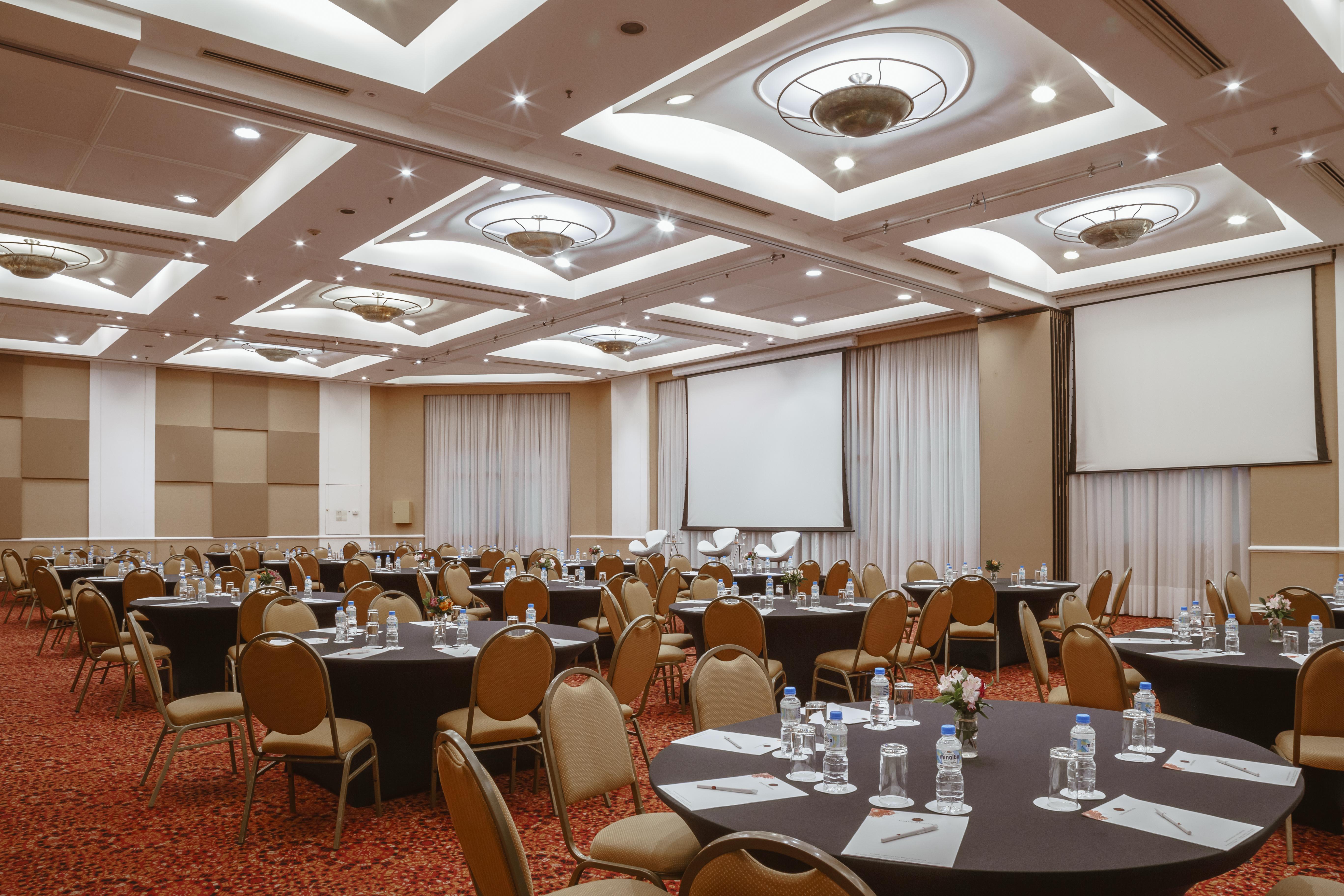 Grand Mercure Sao Paulo Ibirapuera Exterior photo Meeting room